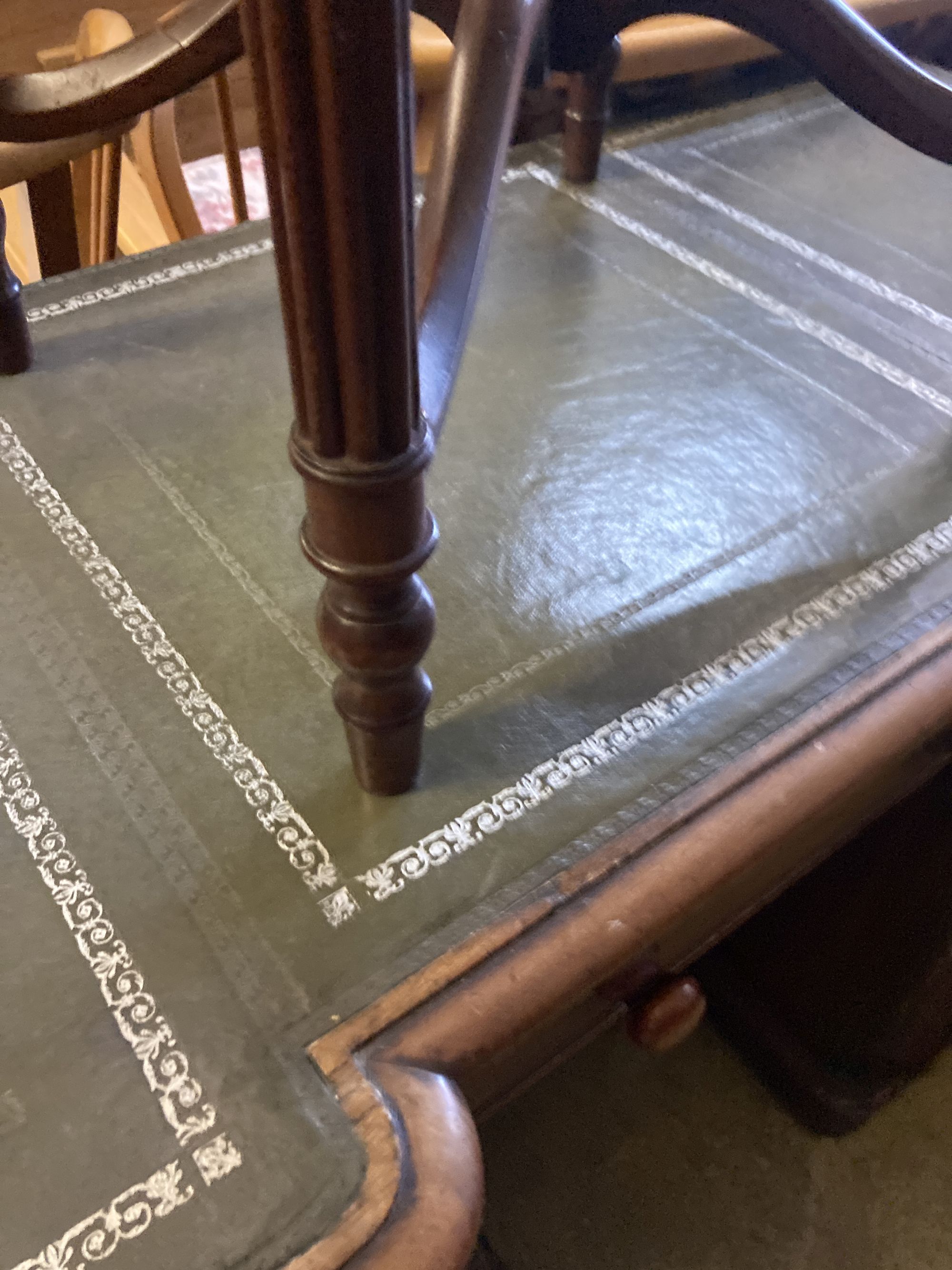 A Regency design inlaid mahogany sewing table, width 47cm, depth 40cm, height 75cm